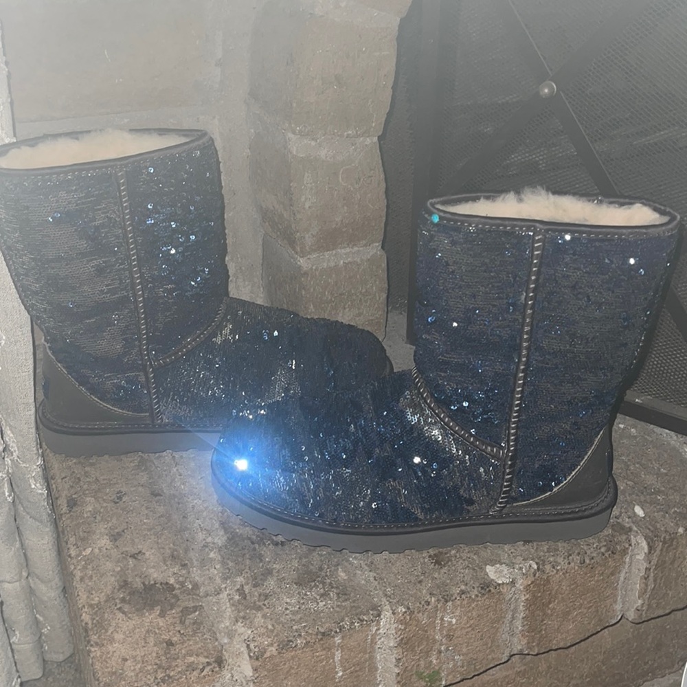 Ugg Sequin Boots Sz 9